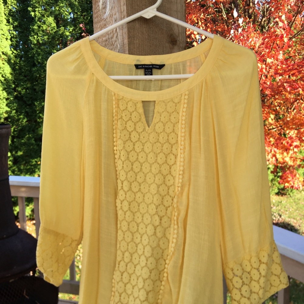 Zac & Rachel Petite yellow top